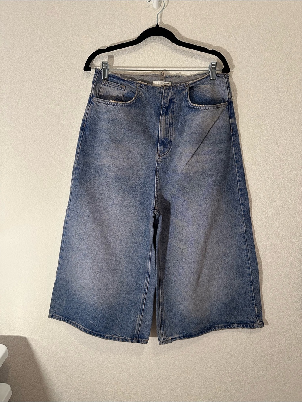 Terranova Denim Long Shorts, 29 NWOT